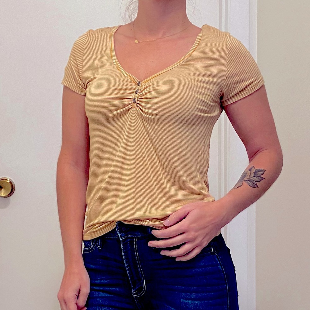 Soft and Sexy AE Clinched V-neck Tee